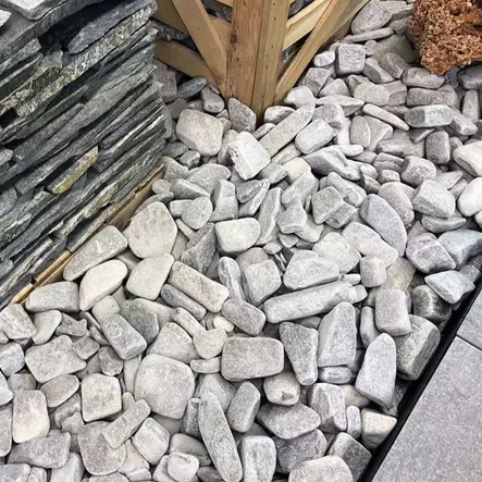Koristekivi harmaa rantakivi 3-6 cm , 20kg/säkki - Koristekivet - 2870 - 2