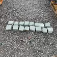 POISTOERÄ Noppakivi Kurun Harmaa graniitti 10x10x5 cm, 2-laatu - Poistokori - 1000030 - 2