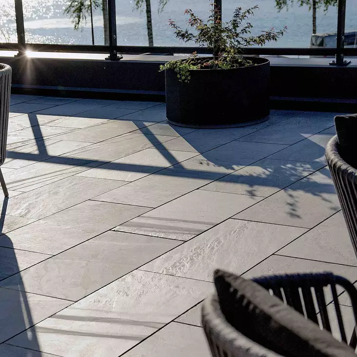 Liuskekivilaatta Bernardos 600x300x20 mm, hiekkakarhennettu terassi-ja pihalaatta - Liuskekivilaatat - 4090 - 1