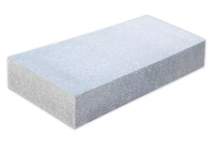 Graniittiporras, harmaa poltettu, 900x410x130 mm - Porraskivet, luonnonkivet - 1961 - 1