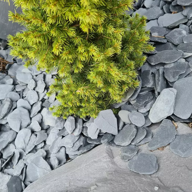 Liuskekivikate, pyöristetty musta koristekivi 20-40 mm 500 kg suursäkki - Koristekivet - 4071 - 1