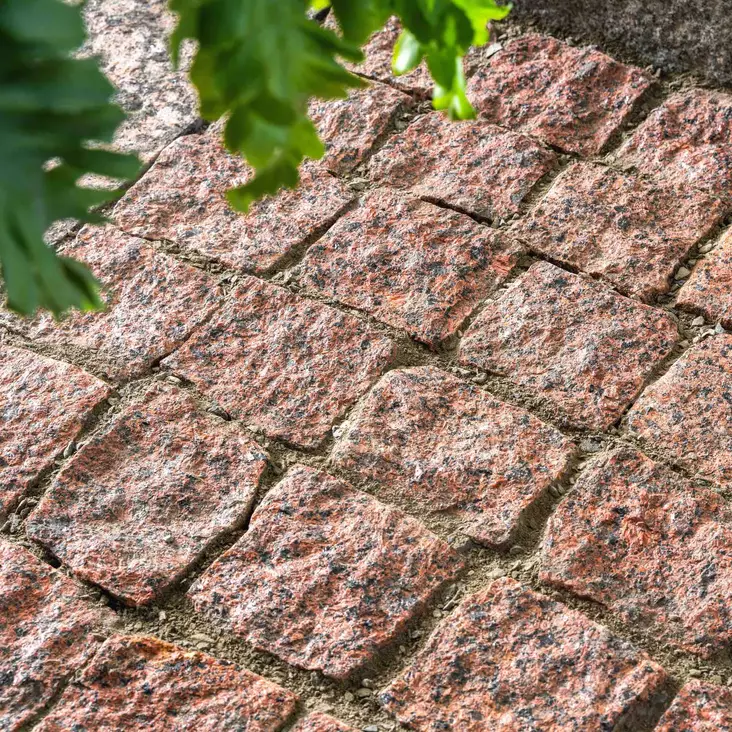 Noppakivi punainen 10x10x10 cm graniitti, Kotimainen Taivassalon punainen luonnonkivi - Noppakivet ja nupukivet - 2981 - 1