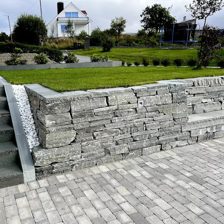 Muurikivi, Altaskifer, louhe 5-20cm 1300kg suursäkki - Muurikivet, luonnonkivet - 2963 - 1