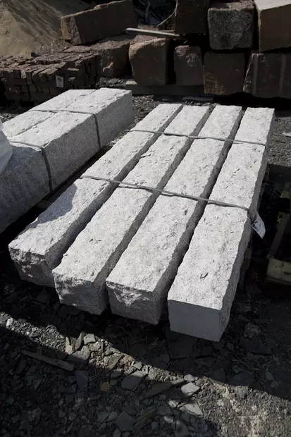Pilarikivi 20x20x200cm, graniitti harmaa - Pilarit ja pollarit - 1394 - 1
