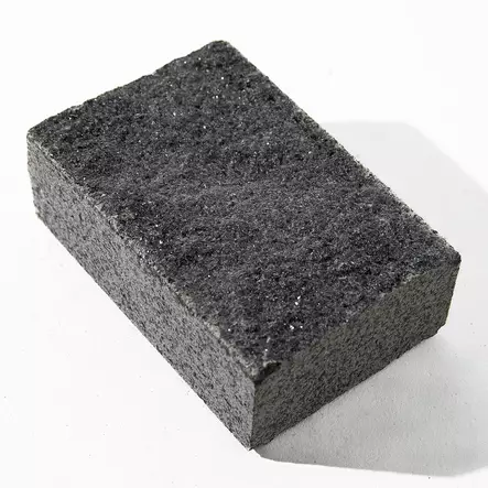 Graniitti Noppakivi Korpilahden Musta | Yläpinta lohkottu | Sivut sahattu - Noppakivet ja nupukivet - 4355 - 1