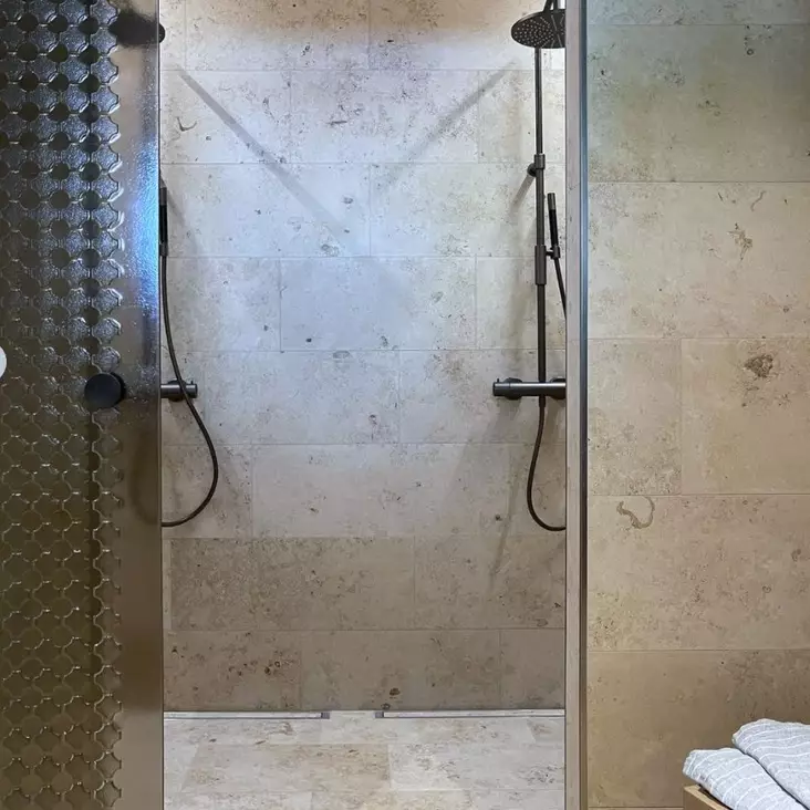 Kalkkikivilaatta Jura Beige harjattu 300x600x10 mm luonnonkivilaatta - Kivilaatat - 2997 - 1